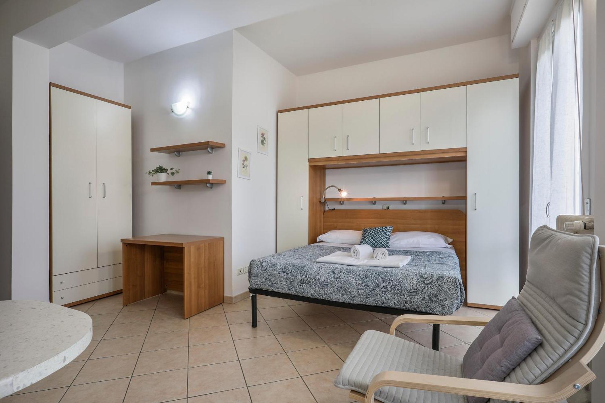 Iside - Sweet Dreams In Apartment Florenz